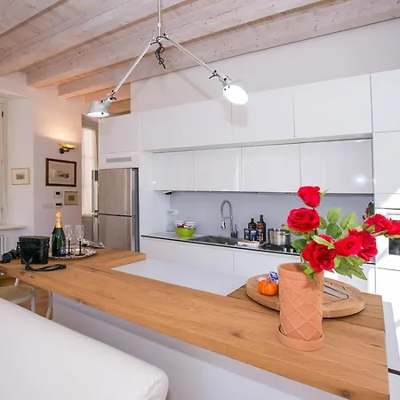 Apartment Giudici Apt. 05 *